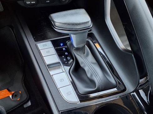 Certified 2023 Hyundai Elantra Limited FWD image 25
