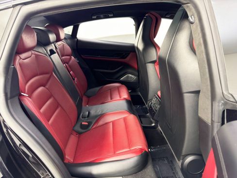 Used 2020 Porsche Taycan Turbo image 45
