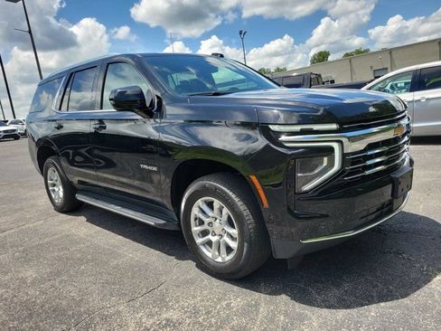 Used 2025 Chevrolet Tahoe LT AWD/4WD image 32