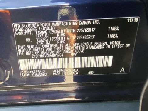 Used 2019 Toyota RAV4 XLE w/ Carpet Mat Package AWD/4WD image 29