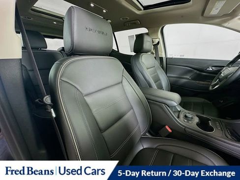 Used 2023 GMC Acadia Denali w/ Denali Ultimate Package AWD/4WD image 33