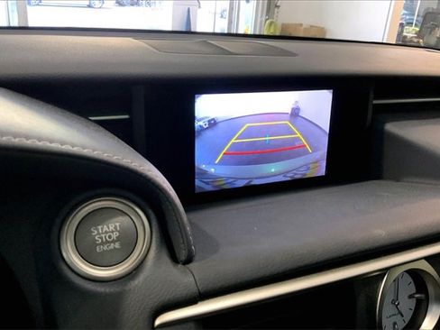 Used 2017 Lexus RC 200t image 20