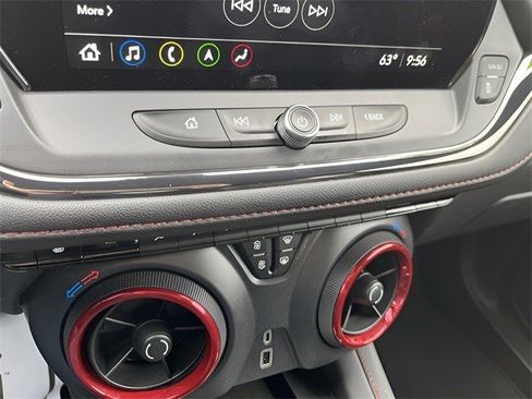 Certified 2025 Chevrolet Blazer RS image 15