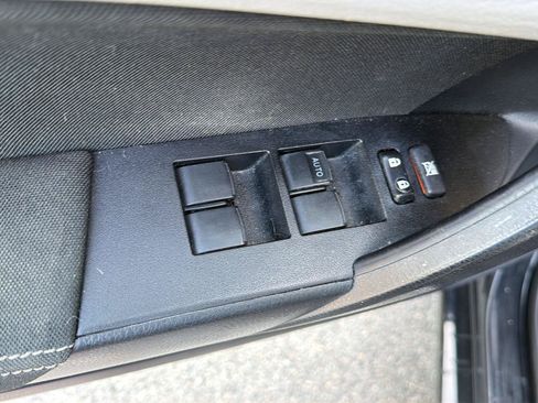 Used 2019 Toyota Corolla LE FWD image 30