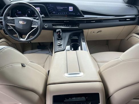 Certified 2023 Cadillac Escalade Premium Luxury AWD/4WD image 12
