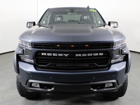 Used 2022 Chevrolet Silverado 1500 RST w/ Safety Package AWD/4WD image 12