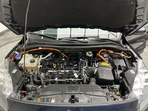 Used 2021 Ford Escape Titanium FWD image 26