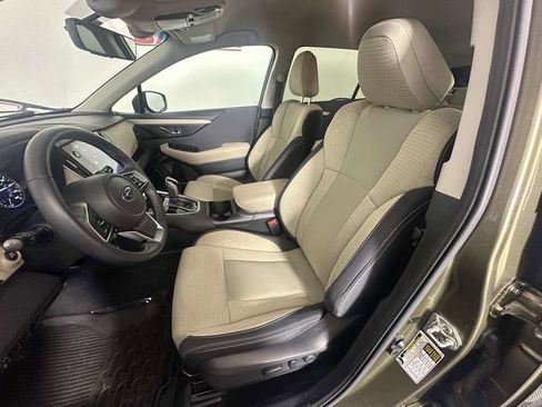 Used 2021 Subaru Outback Premium image 23