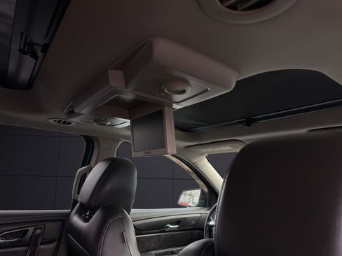 Used 2017 Chevrolet Traverse Premier image 21