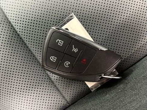 New 2026 GMC Terrain AT4 w/ LPO, Floor Liner Package AWD/4WD image 26