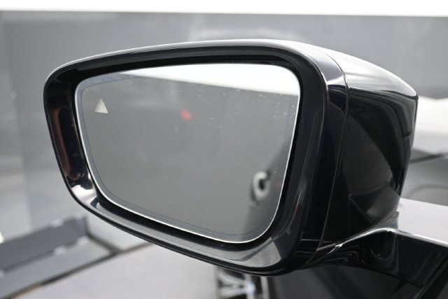 Used 2021 BMW 430i Coupe w/ Premium Package RWD image 4