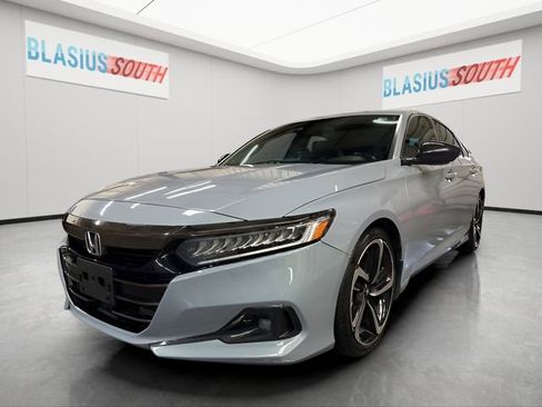 Used 2022 Honda Accord Sport image 7