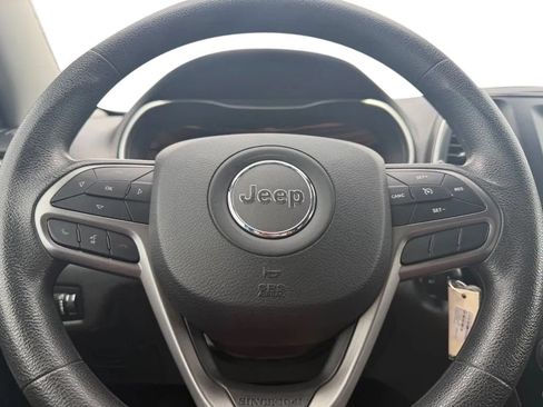 Used 2020 Jeep Cherokee Latitude AWD/4WD image 15