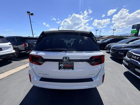 Used 2025 Honda Odyssey Sport-L image 4