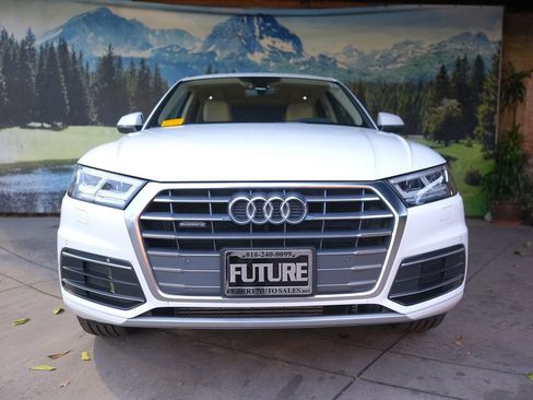 Used 2018 Audi Q5 2.0T Premium Plus w/ Premium Plus Package image 2