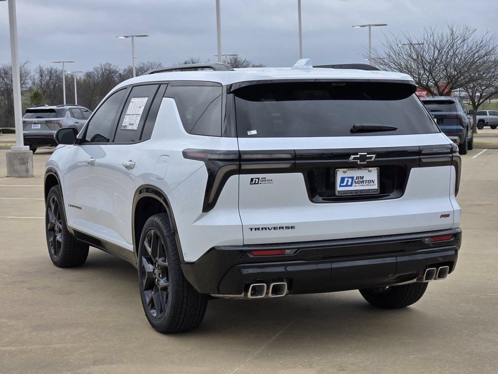 New 2026 Chevrolet Traverse RS w/ LPO, Floor Liner Package FWD image 3