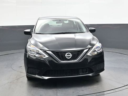 Used 2018 Nissan Sentra SV image 10