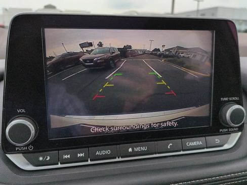 Used 2023 Nissan Rogue SV w/ SV Premium B Package FWD image 22