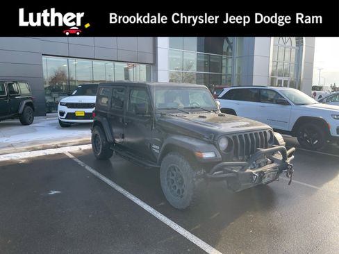 Used 2018 Jeep Wrangler Unlimited Sport S image 1
