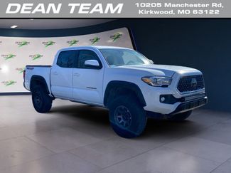 Used 2019 Toyota Tacoma TRD Off-Road video 1
