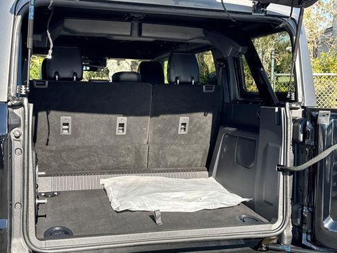 Certified 2023 Ford Bronco Wildtrak image 13