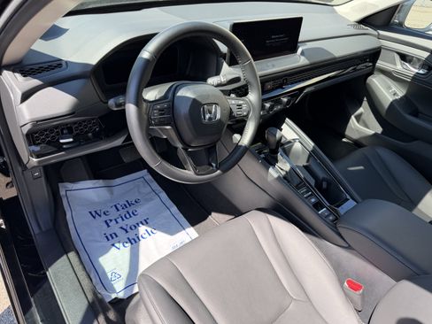 Used 2025 Honda Accord EX-L image 14
