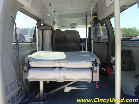 Used 2012 Chevrolet Express 3500 LT w/ LT Preferred Equipment Group RWD image 12