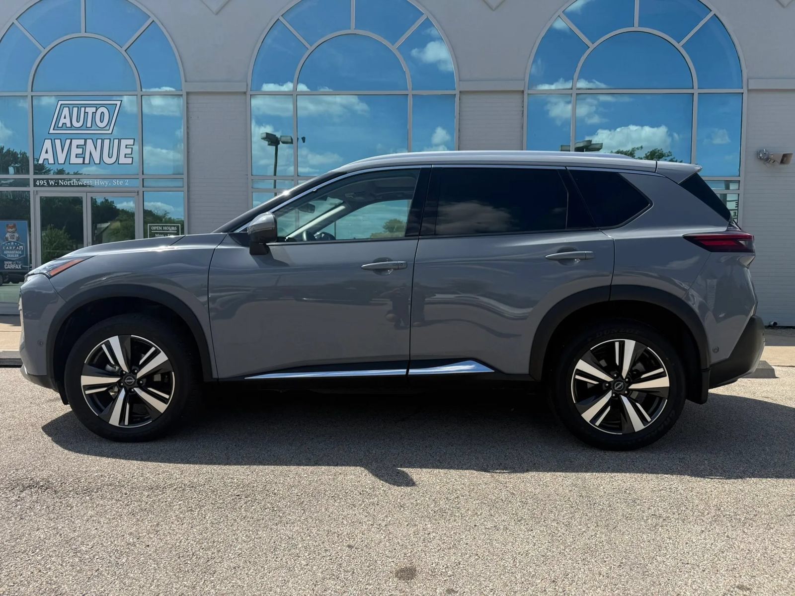 Used 2023 Nissan Rogue Platinum w/ Platinum Premium Package AWD/4WD image 4