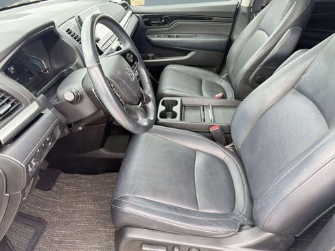 Used 2022 Honda Odyssey Touring image 5