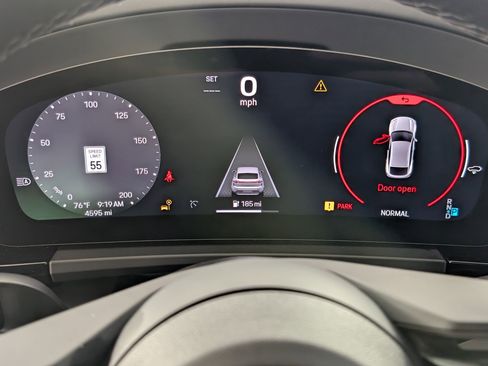 Used 2024 Porsche Macan 4 Electric image 20