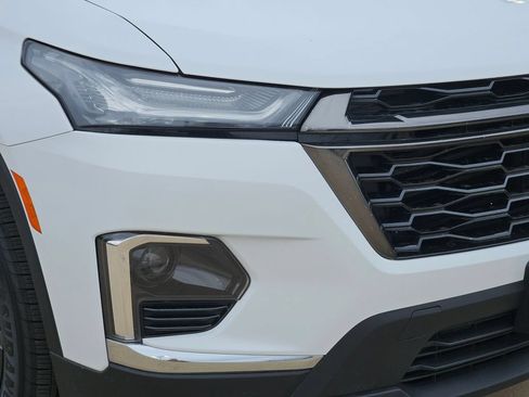 Used 2023 Chevrolet Traverse RS AWD/4WD image 8