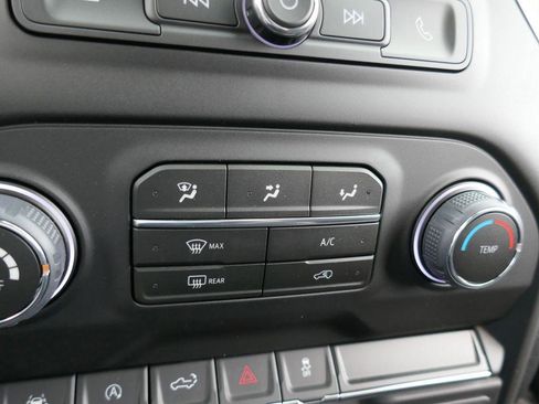 New 2026 Chevrolet Silverado 1500 W/T AWD/4WD image 21