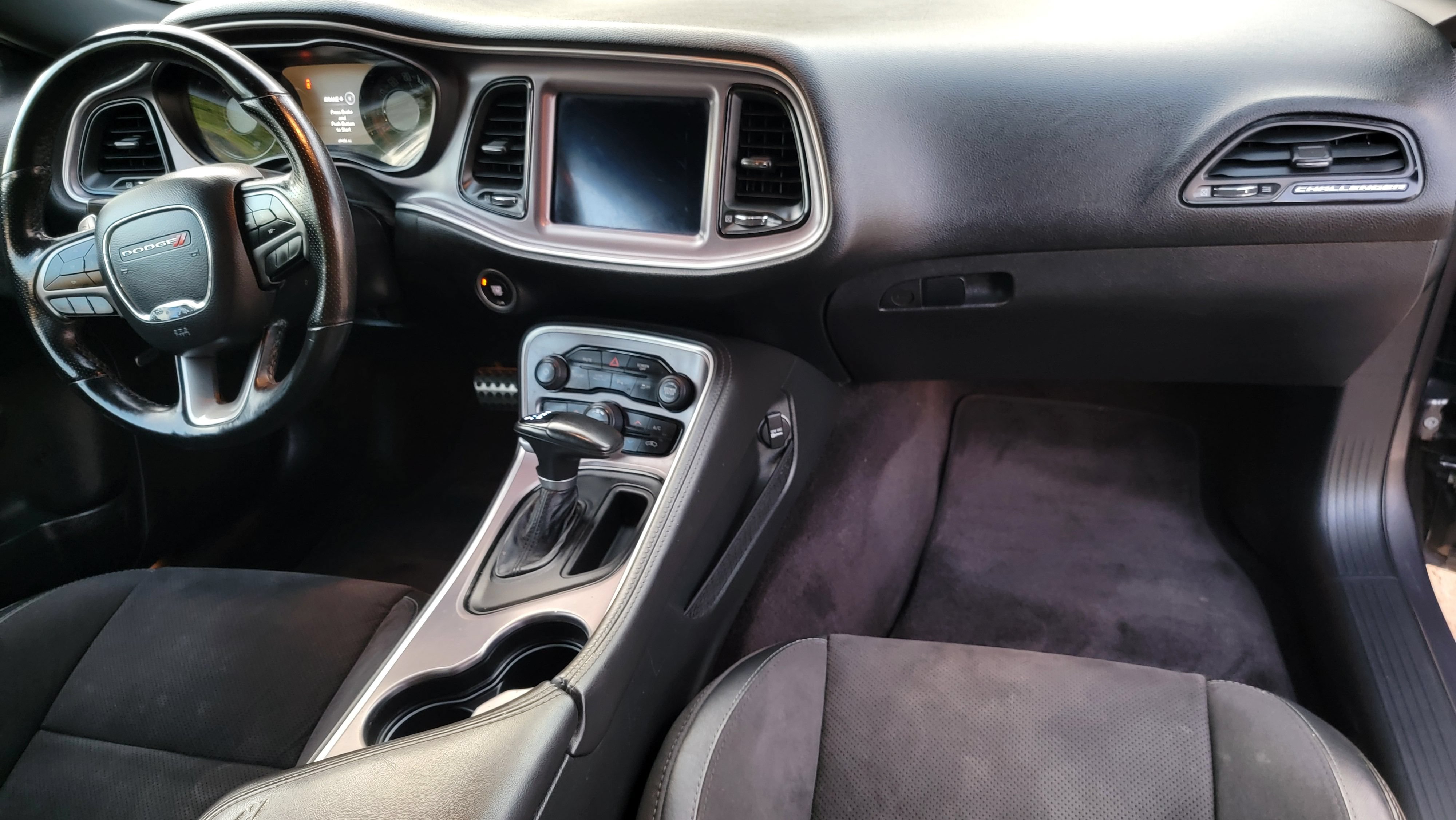 Used 2019 Dodge Challenger R/T w/ Plus Package RWD image 36