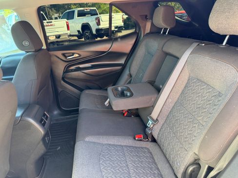 Used 2023 Chevrolet Equinox LT AWD/4WD image 13