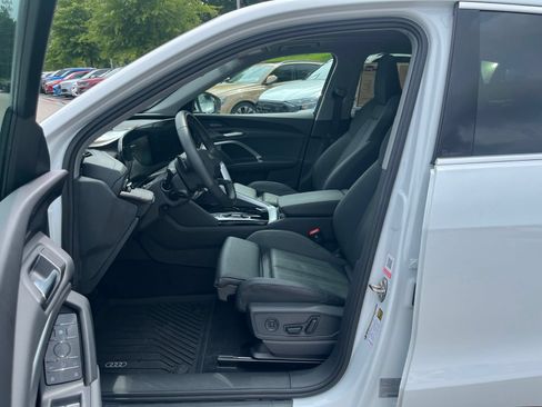 Used 2025 Audi Q5 Premium Plus w/ Premium Plus AWD/4WD image 28
