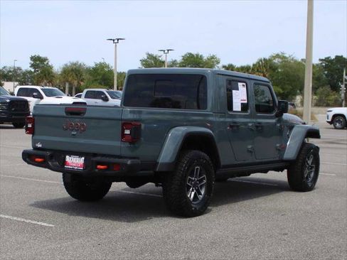 Certified 2025 Jeep Gladiator Mojave AWD/4WD image 3