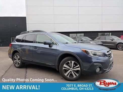Used 2018 Subaru Outback 2.5i Limited image 1