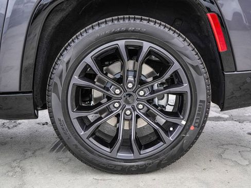 New 2026 Jeep Grand Wagoneer L Summit AWD/4WD image 12