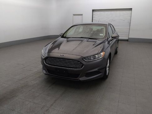 Used 2014 Ford Fusion SE FWD image 15