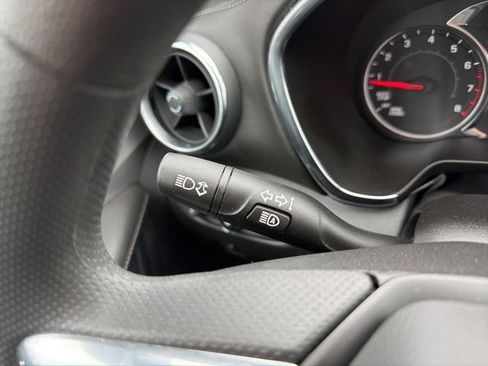 Used 2022 Chevrolet Blazer LT image 40