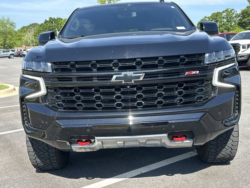 Certified 2024 Chevrolet Tahoe Z71 w/ Luxury Package AWD/4WD image 2