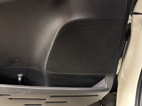 Used 2017 Toyota RAV4 LE FWD image 25