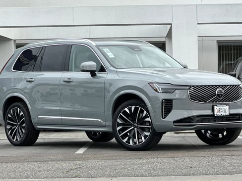 New 2026 Volvo XC90 T8 Ultra AWD/4WD image 2