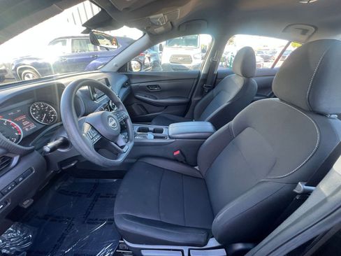 Used 2025 Nissan Sentra S image 27