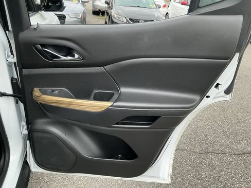 Used 2019 GMC Acadia Denali AWD/4WD image 27