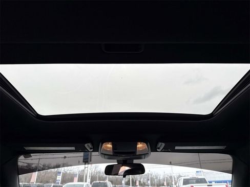 Used 2021 Dodge Charger SXT w/ Leather Interior Group image 24