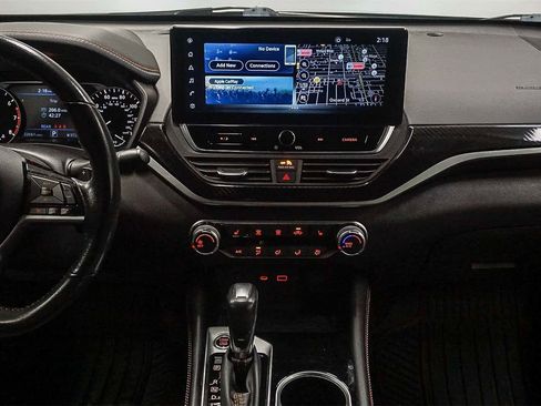 Used 2023 Nissan Altima 2.5 SR w/ SR Premium Package image 14