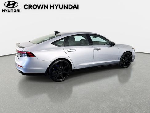 Used 2023 Honda Accord Sport image 6