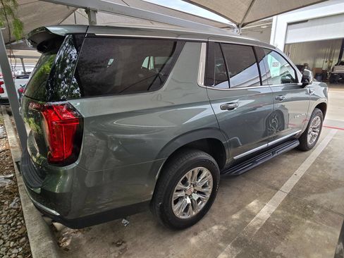 Used 2023 GMC Yukon Denali RWD image 9