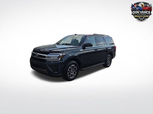 Used 2024 Ford Expedition XLT AWD/4WD image 1